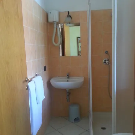 Hotel Mistef Falerna Camera foto