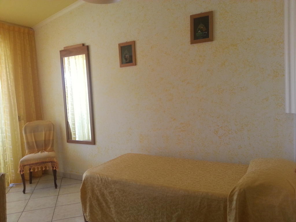 Hotel Mistef Falerna