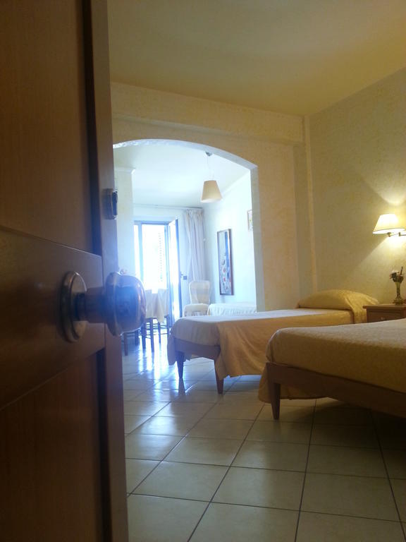 Hotel Mistef Falerna