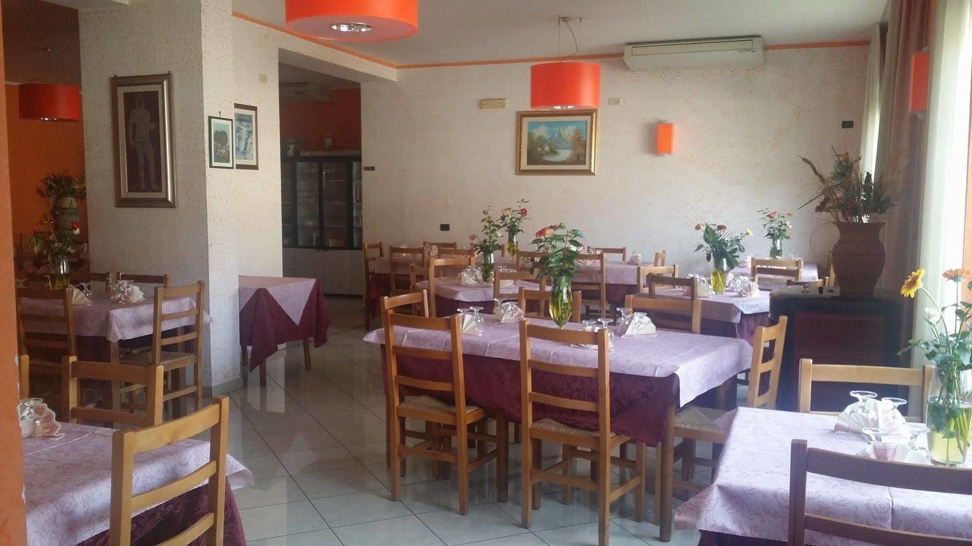 Hotel Mistef 3*